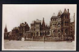 RB 893 - 1917 Real Photo Postcard - The Infirmary Hospital Leeds Yorkshire - Handcart - Leeds