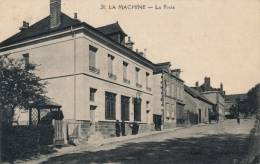 ( CPA  58 )  LA MACHINE  /  La Poste  - - La Machine