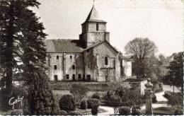 CPSM MELLE (Deux Sèvres) - Eglise Saint Savinien - Melle