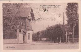 VIGNEUX-SUR-SEINE  -  Carrefour De La Liberté - Vigneux Sur Seine