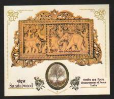 India2006   SCENTED SANDALWOOD ELEPHANTS  Miniature Sheet  # 00 874 S Inde Indien - Neufs