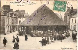 56 QUESTEMBERT  LA HALLE JOUR DE MARCHE 1911 - Questembert