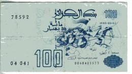 BILLET ALGERIE - P.137 - 100 DINARS - 1992 - CAVALIER - GALERE - Algérie