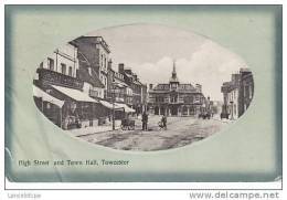 TOWCESTER / HIGH STREET AND TOWN HALL - Northamptonshire