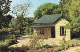 Plant Craft Cottage, Royal Botanical Gardens Melbourne - Gradner Unused - Badly Creased - Melbourne