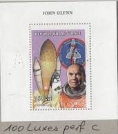 Guinée 1998 Y&T 1497. John Glenn. Bloc Spécial Dentelé Perforé "annulé" Collé Sur Carton Par L´imprimeur - Afrika