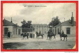 * AVON-Quartier D´Artillerie-1914(Militaires...Cavaliers) - Avon