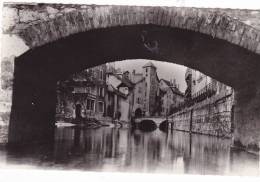 ANNECY LE VIEUX 74, PITTORESQUE DU VIEL ANNECY SUR LE CANAL DU THIOU - Annecy-le-Vieux