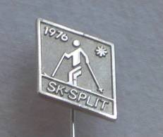 SKIING CLUB SPLIT ( Croatian Rare Pin ) * Badge Ski Esqui Schilauf Skilauf Ski Alpin Sci Sport Sports - Invierno