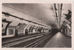 METRO PARIS  Train Rails - Metropolitana