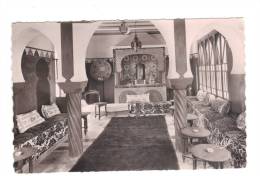 AGADIR.   La Casbah Et Le Café Maure  (intérieur Du Café, Meubles...) - Agadir