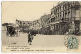 LIBOURNE. - Place DECAZES. Arrivée Des Champions Pedestres Devant Le Café De L'Orient - Libourne