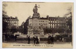 LYON--1917--Place Carnot--Le Monument De La République (très Animée) N° 0 éd ????--- - Other & Unclassified