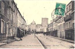50 BRICQUEBEC  RUE DU BOURG 1913 - Bricquebec