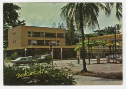 {64771} Gabon Port Gentil , Centre Ville ; Animée , Feu Tricolore , Banque Credit Commerce - Gabon