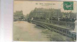 PARIS  CRUE DE LA SEINE   INONDATIONS  1910   PONT DE SOLFERINO - Überschwemmung 1910
