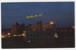 {64788} Usa Ohio Youngstown , Night Scene Heart Of Youngstown Retail And Financial District ; Scène De Nuit - Altri & Non Classificati