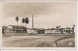 BENIN - PORTO NOVO - La Mairie Et Place De L'Auto-Gare - Benin