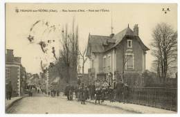 MEHUN Sur YEVRE. - Rue Jeanne D'Arc. - Pont Sur L'Yèvre - Mehun-sur-Yèvre