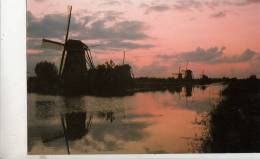 BR31558 Kinderdijk Drainage Mills Water Mill Moulin    2 Scans - Kinderdijk