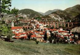 CPSM   L'ESCARENE   Le Village  Avec Le Viaduc - L'Escarène