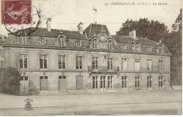 CPSM PARMAIN (Val D'Oise) - La Mairie - Parmain