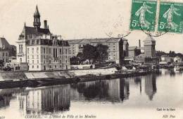 91 CORBEIL - L'Hôtel De Ville Et Les Moulins - Corbeil Essonnes