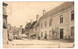 SAINT PIERRE LE MOUTIER - NIEVRE - L'HOTEL DE VILLE ET LA PLACE DU MARCHE - ATTELAGE - ANIMATION - Saint Pierre Le Moutier