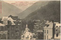 LUCHON  -  VUE PLONGEANTE SUR L'ALLEE D'ETIGNY ET FOND DE VENASQUE - Luchon