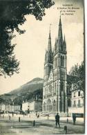 CPA 38 VOIRON L EGLISE ST BRUNO ET LE COTEAU DE VOUISE 1909 Animée - Voiron