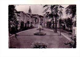 SEPTEUIL     VUE SUR LA PLACE DU PAVE - Septeuil