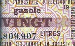 MINISTERE DE L'INDUSTRIE DIRECTION DES HYDROCARBURES - BON MATIERE - VINGT LITRES GAZOLE PLANCHE DE 25 TICKETS - Bons & Nécessité