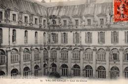 75 Paris Hopital Du Val De Grace Cour Du Cloitre - Santé, Hôpitaux