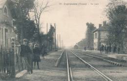 INGRANDES - La Gare, Vue Intérieure - Ingrandes