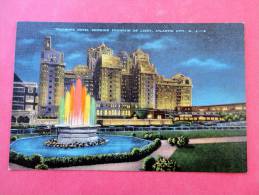 New Jersey > Atlantic City --   Traymore Hotel Showing Fountain Of Light   Linen-  Ref  731 - Atlantic City