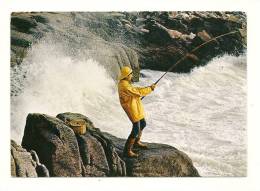 Cp, Pêche, En Bretagne, Sur La Côte Sauvage, Plaisirs De La Pêche Par Gros Temps, Voyagée - Fishing