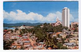 Série Luxe "GUADELOUPE" POINTE-à-PITRE Vue Sur Massabielle : à Droite, La Tour, Immeuble De 15 étages - Pointe A Pitre