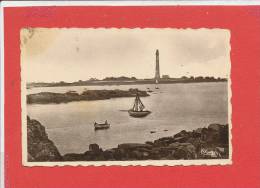 29 PLOUGUERNEAU Cpsm Ile Vierge Et Phare         Coll Lindivat - Plouguerneau