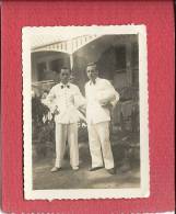 SAIGON   PHOTO  SAIGON    NOVEMBRE  1932   DANS LA  COURS  DU  QUARTIER - Viêt-Nam