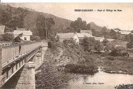 THURY HARCOURT PONT ET VILLAGE DU HOM ,PERSONNAGE,BEAU PLAN REF 29890 - Thury Harcourt