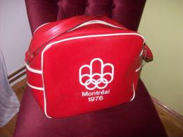 Original Sports Bag, Olimpic Games  Montreal 1976, Excellently Preserved,  RRR - Autres & Non Classés