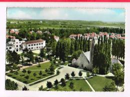 Delcampe - TAVAUX - CITÉES ( Jura )  L'Église - Tavaux