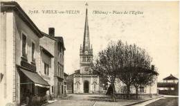 CPA 69 VAULX EN VELIN PLACE DE L EGLISE - Vaux-en-Velin