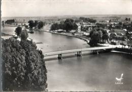 21..COTE D OR...AUXONNE......VUE D AVION. ....CPSM....... .. .ECRITE.... . . ‹(•¿• )› - Auxonne