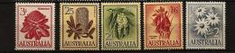 Austalie Australia 1956 N° 256 / 9 ** Courant, Elisabeth, Fleurs, Cloches De Noël, Flanelle, Mimosa, Banksia, Waratah - Nuevos
