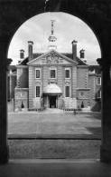 Beatiful   Old  Post Card    "    Lady Margaret Hall,  Oxford   " - Oxford