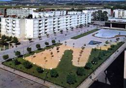 13 BOUCHES DU RHONE MARIGNANE VUE D'ENSEMBLE DU PARC CAMION ET PLACE DE L'AUDITORIUM - Marignane