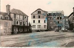 61 BRIOUZE PLACE DU MARCHE 1952 - Briouze