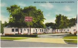 Sioux Falls SD South Dakota, Smith's Motel Lodging, C1950s Vintage Linen Postcard - Sioux Falls