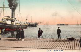 Yokohama Pier 1905 Postcard - Yokohama